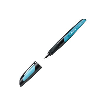 Schulfüller mit Linkshänder-Feder L - STABILO EASYbuddy in schwarz/himmelblau - Schreibfarbe blau (löschbar) - Einzelstift - inklusive Patrone